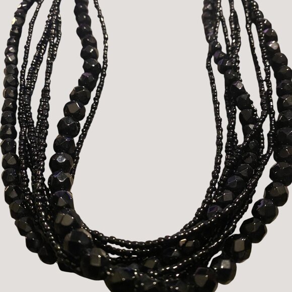 Necklace Glass 8 Multi Strand Size Black Seed Beaded Faceted Larger Hoop Clasp - Picture 7 of 7